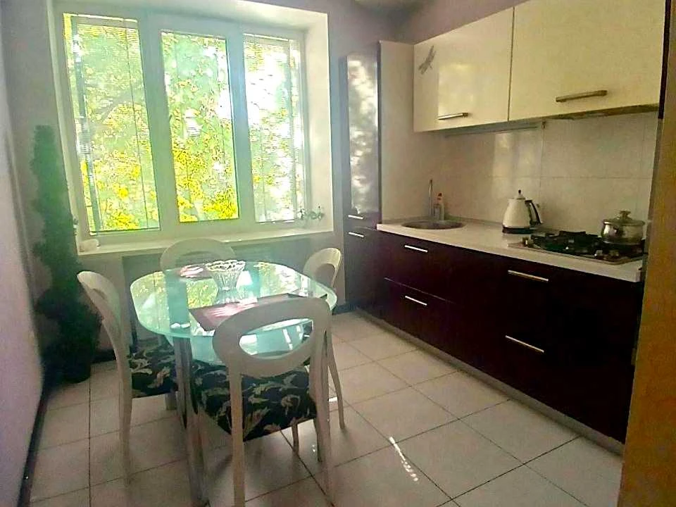 Apartment. Boris Chichabin Street, Kharkiv