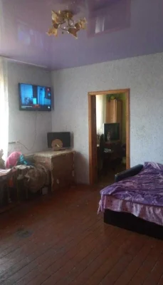 Selling a spacious 3-room apartment in Filipyivka
