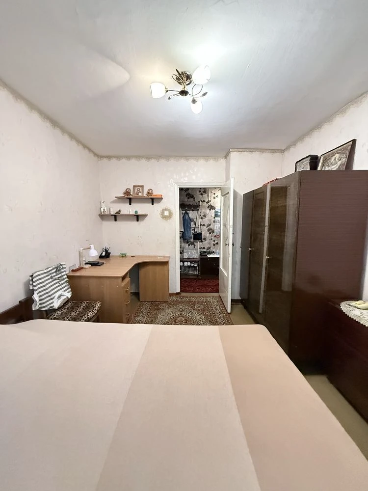 В ПРОДАЖУ 3 к к в Лісках на вул. Озерній