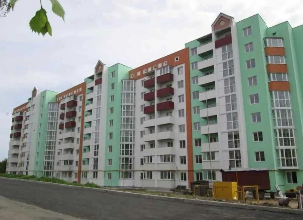 Sale of a three-room apartment on Monastyrska Street