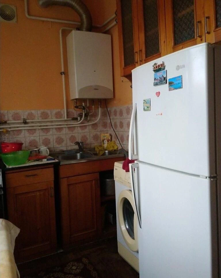 Продаж 3х кім