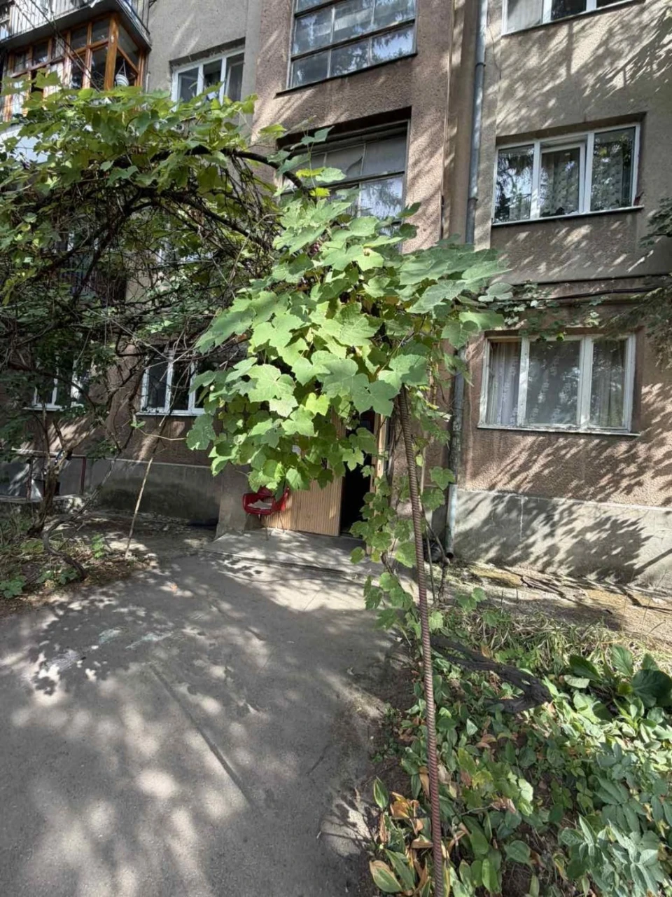 Продаж 3х кім