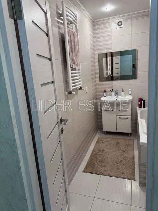 Продам 2-к квартиру 68.8 м², 4/4 поверх, Ужгород – комфорт т