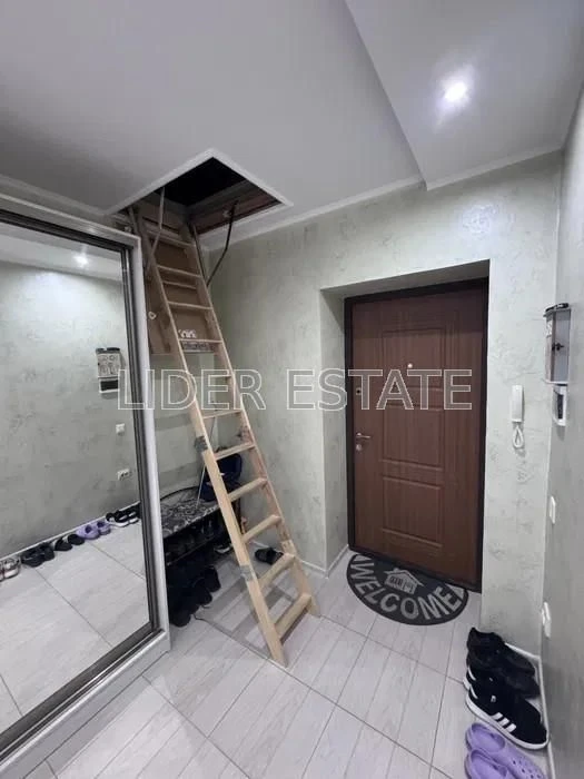 Продам 2-к квартиру 68.8 м², 4/4 поверх, Ужгород – комфорт т