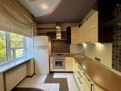 Продажа 4-к квартира, Вознесеновский, ул. Независимой Украины