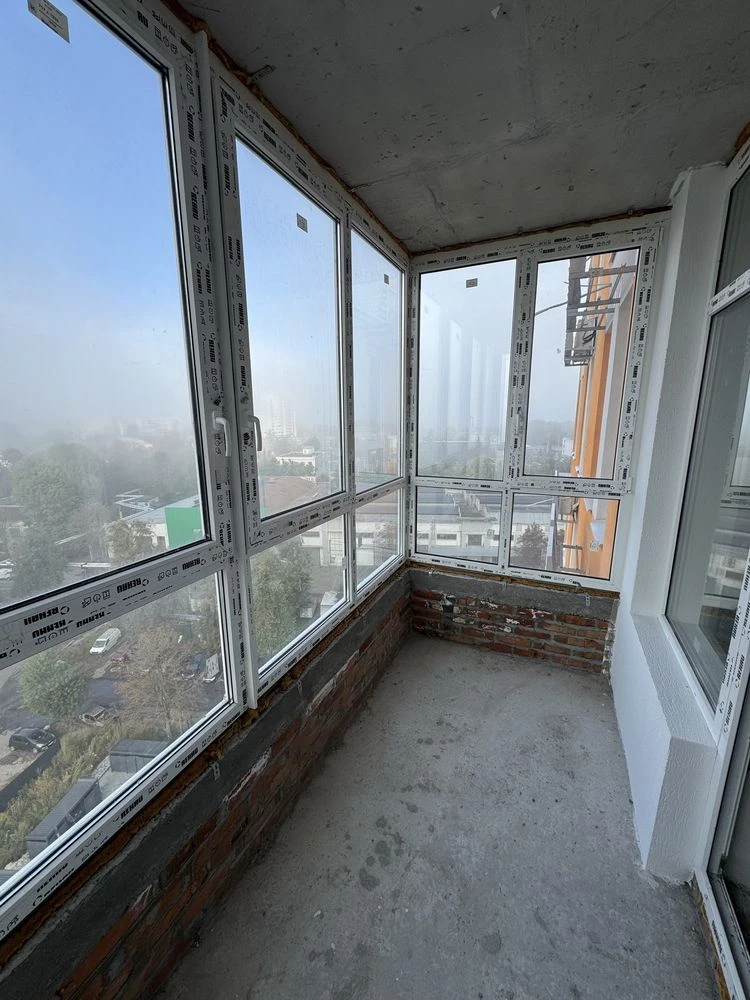 Продаж 1к. квартири без ремонту площею 46,9 м2.