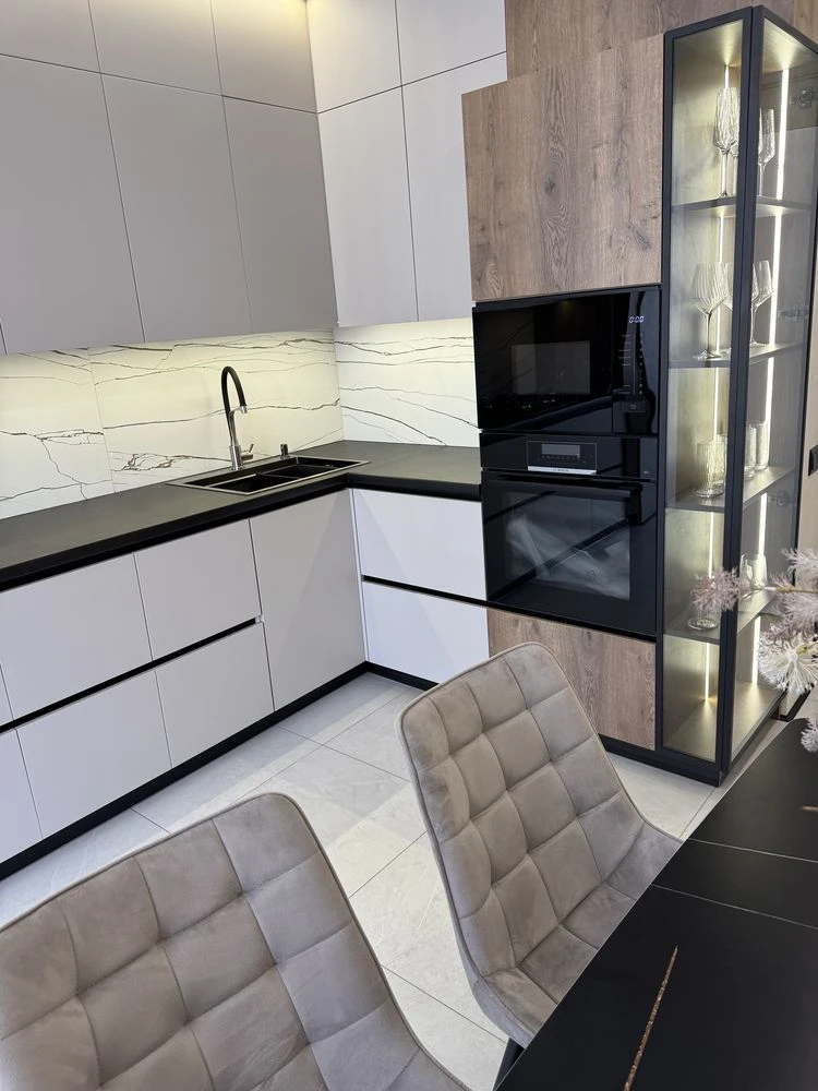Two-bedroom apartment with designer renovation* Video in TELE