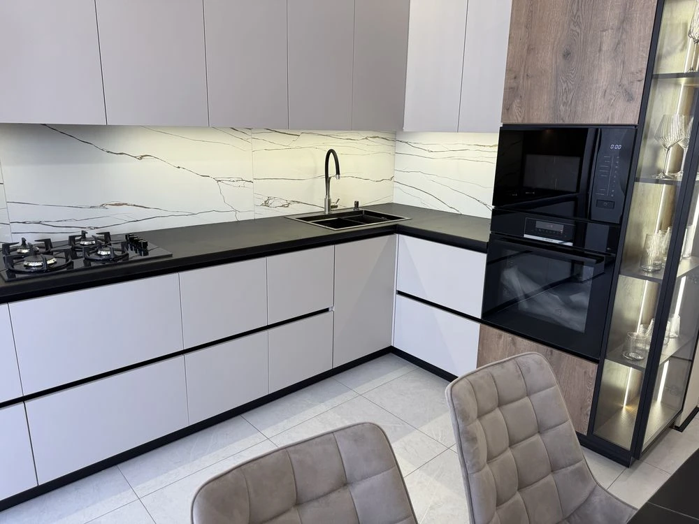 Two-bedroom apartment with designer renovation* Video in TELE