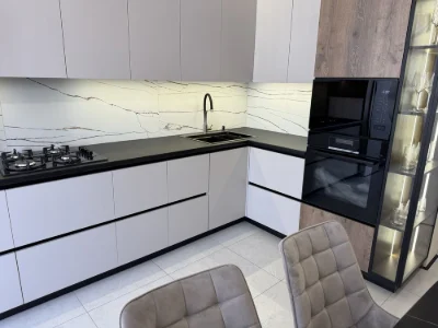 Two-bedroom apartment with designer renovation* Video in TELE