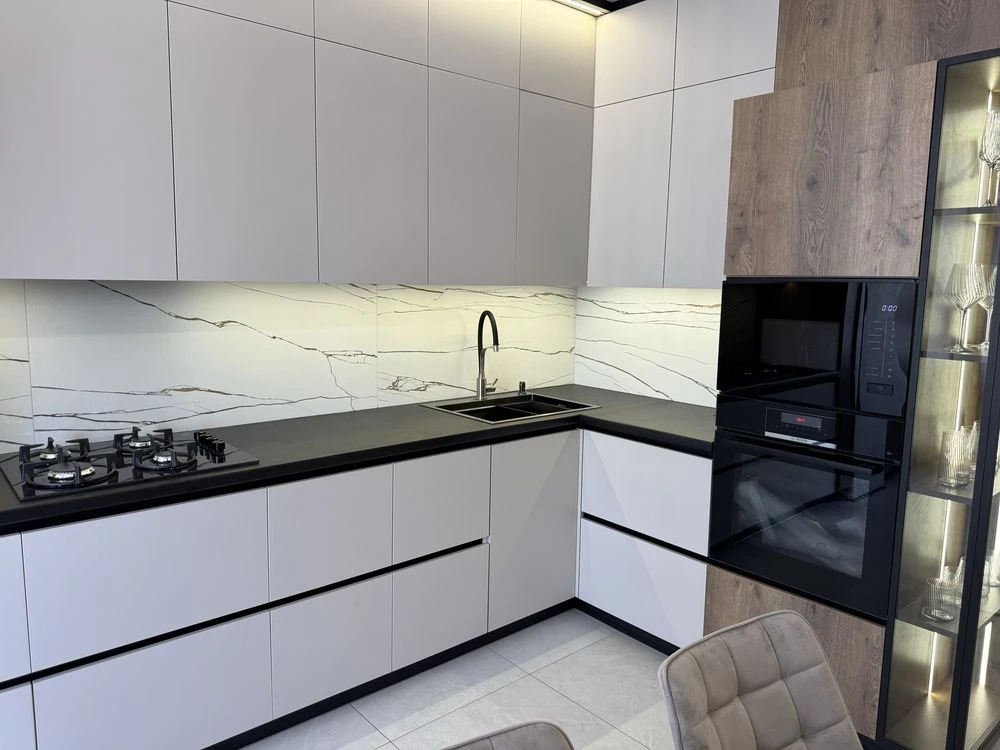 Two-bedroom apartment with designer renovation* Video in TELE