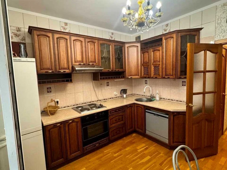 Квартира. Львів, вулиця Ярослава Музики