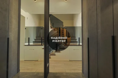 Продаж 3 кімнатної Новобудови з шикарним краєвидом!