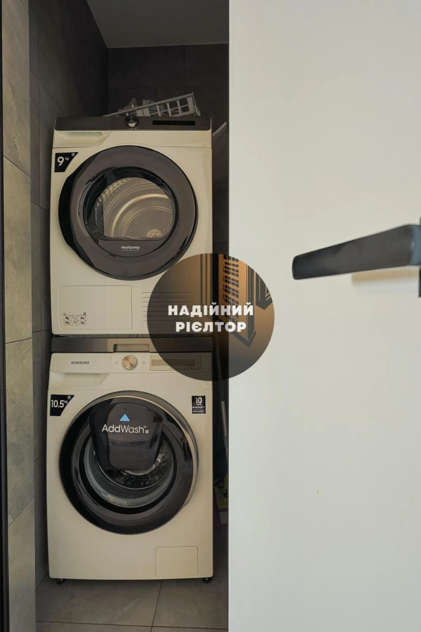 Продаж 3 кімнатної Новобудови з шикарним краєвидом!