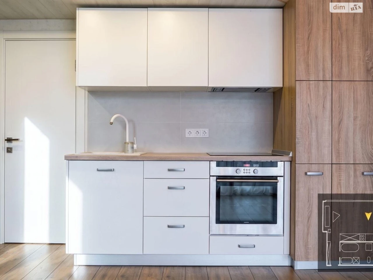 Apartment for Sale: Center