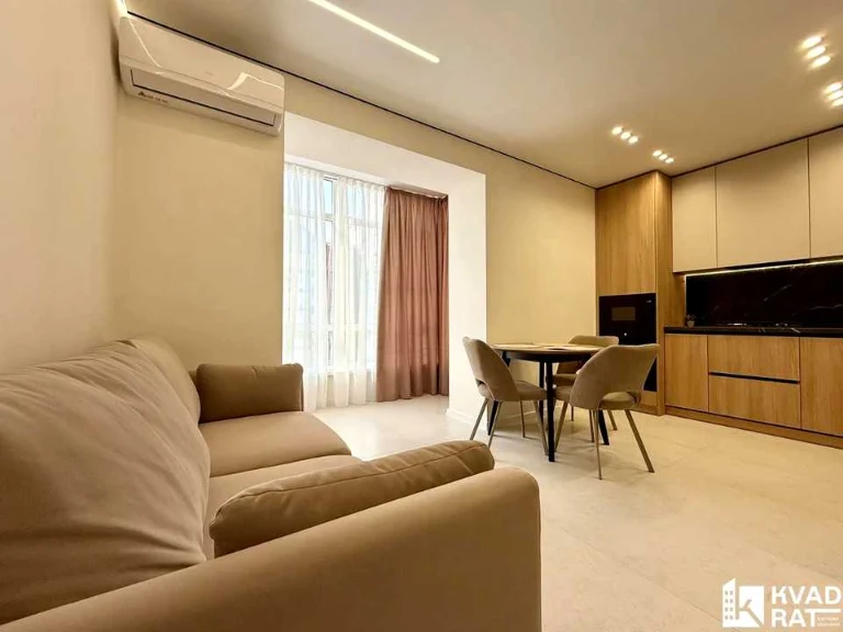 Apartment. Ivano-Frankivsk, Vysochana Street
