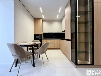 Apartment. Ivano-Frankivsk, Vysochana Street