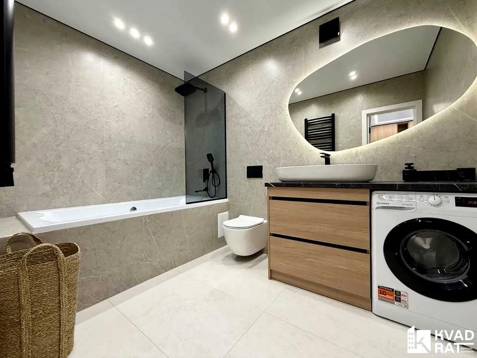 Apartment. Ivano-Frankivsk, Vysochana Street
