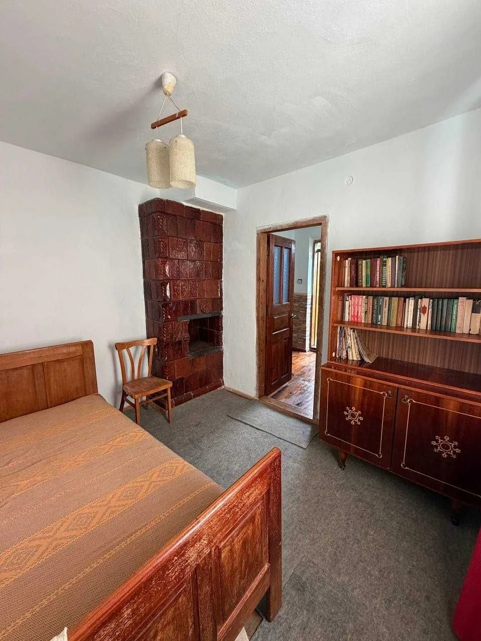 Sale of a country house in Vydrovyh Dolah