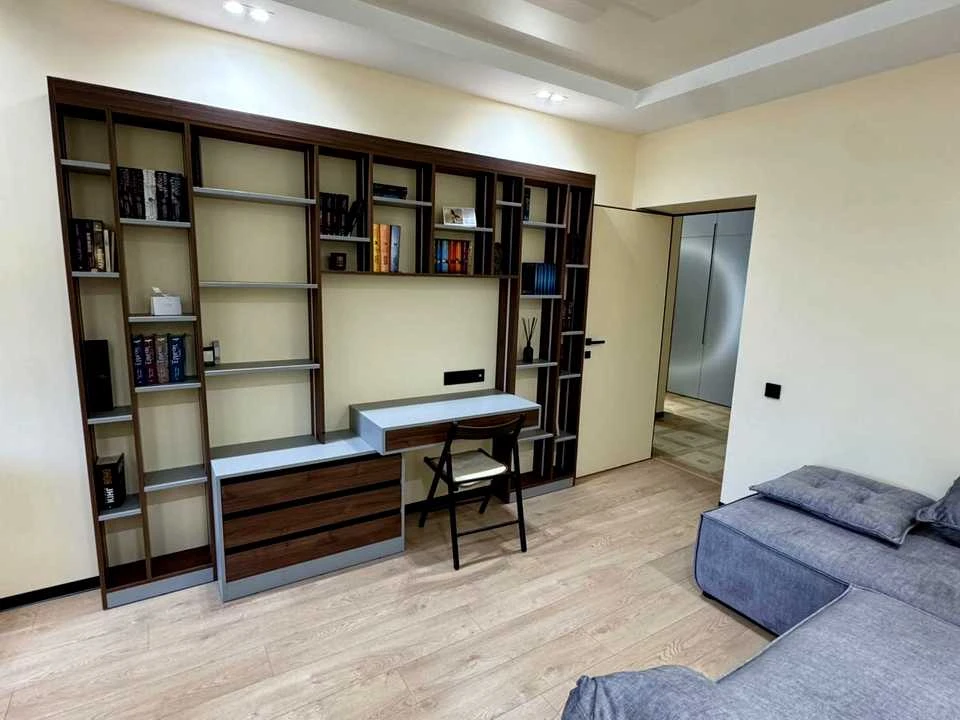 Apartment. Gryhorii Hrab'yanky st.