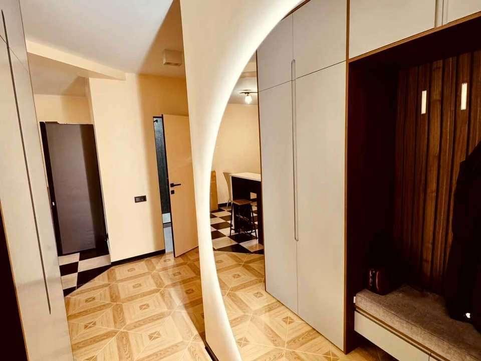 Apartment. Gryhorii Hrab'yanky st.