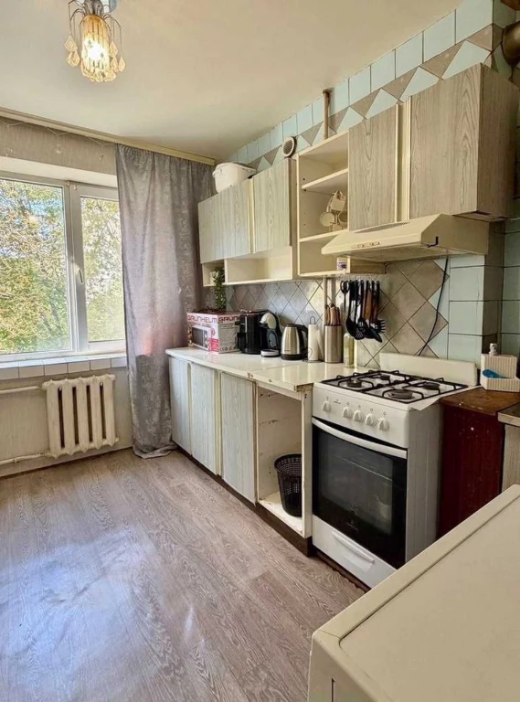 Продається 3-кімнатна квартира (70м2) на Клочко, Янтарна вулиця
