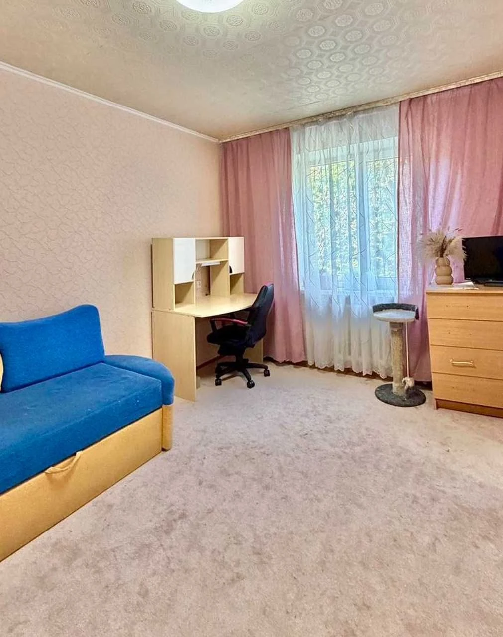 Продам 3-к квартиру (70м2) на Клочко, Янтарная