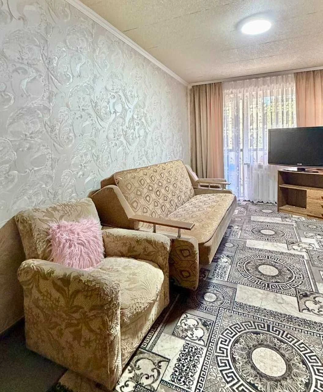 Продам 3-к квартиру (70м2) на Клочко, Янтарная