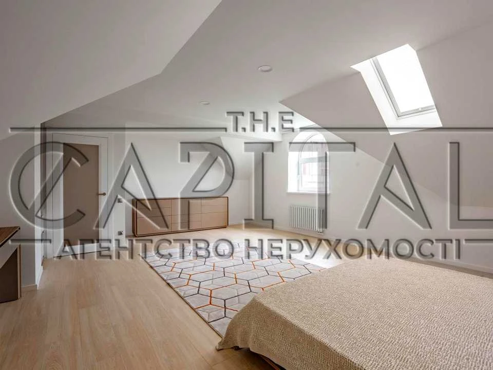 House. Lutenova St., Kyiv