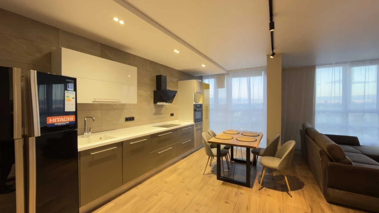 5-room apartment for sale 135 m², Mykoly Gulaka St., 4