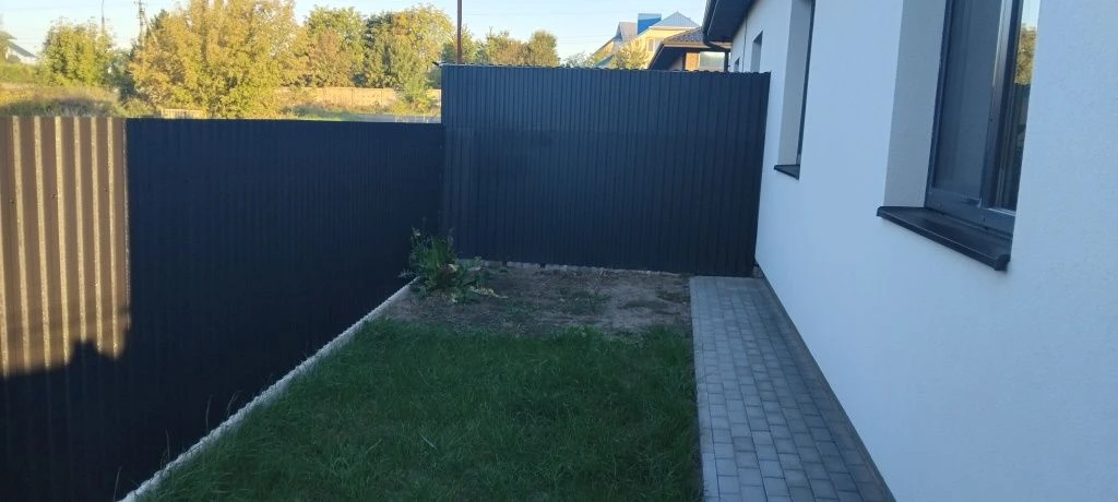 Продаж будинку з ремонтом та гаражем