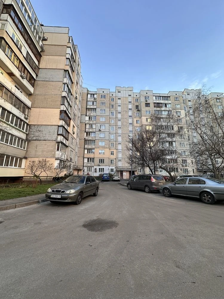 2 кімнатна квартира, Харківське шосе, 168е