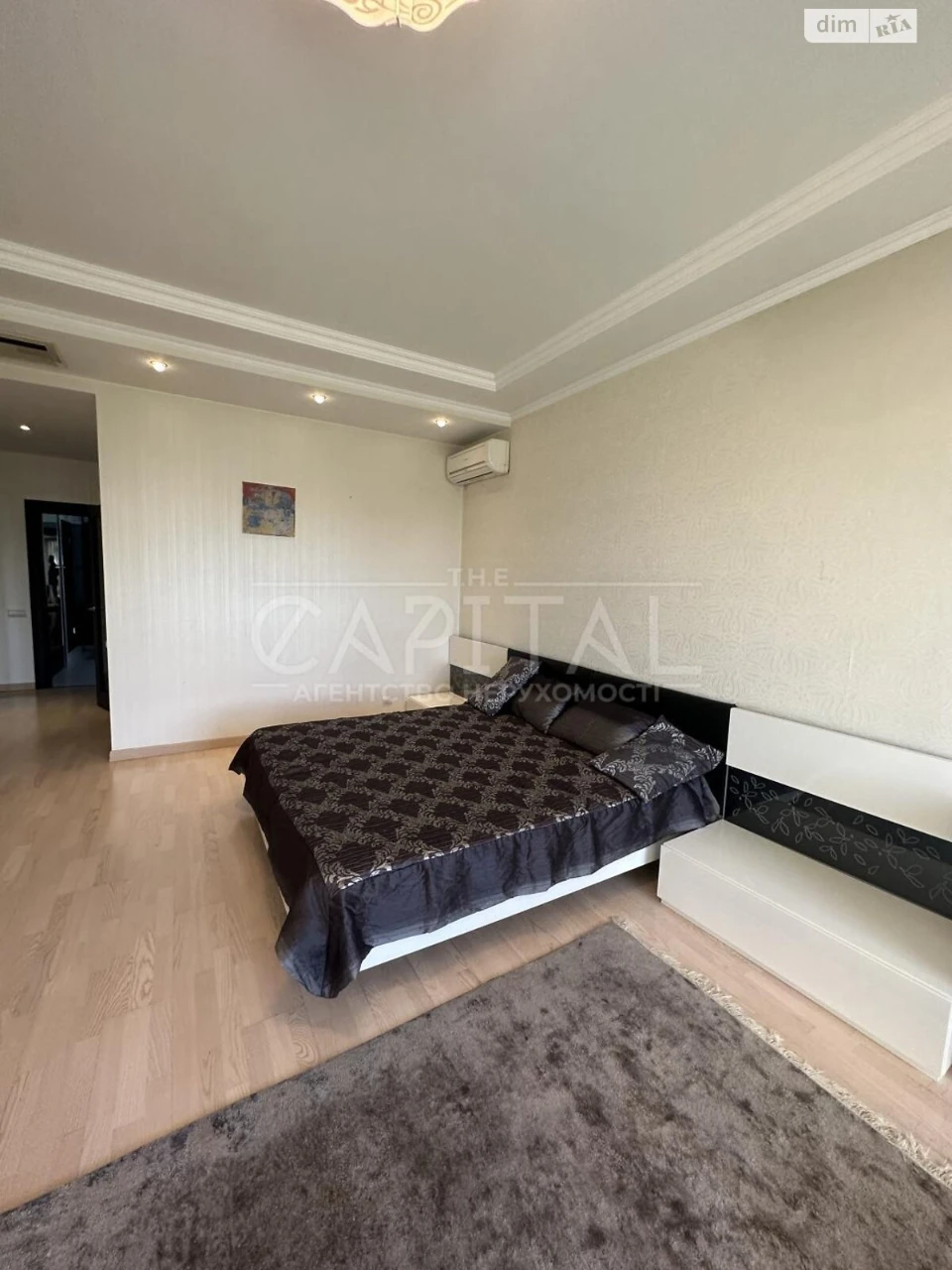 Long-Term Rental House, Holosiiv