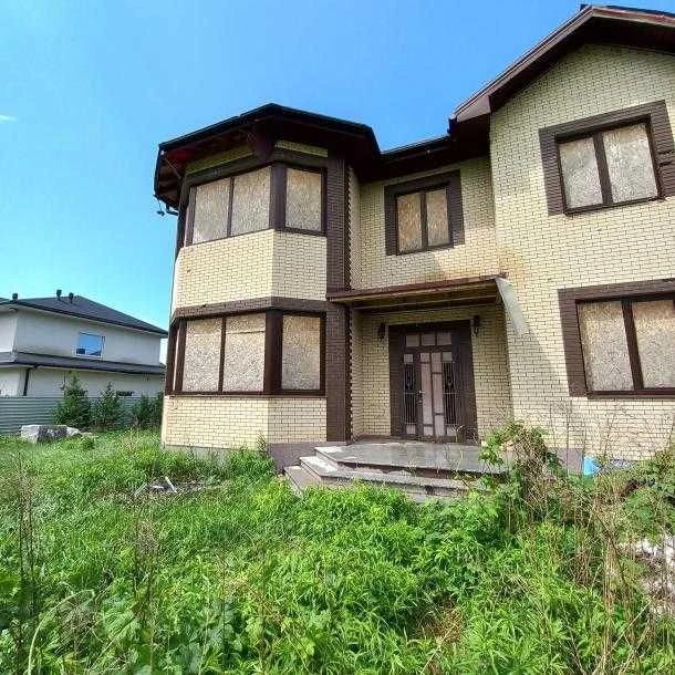 For Sale: 2-Story House in Bolshaya Danilovka