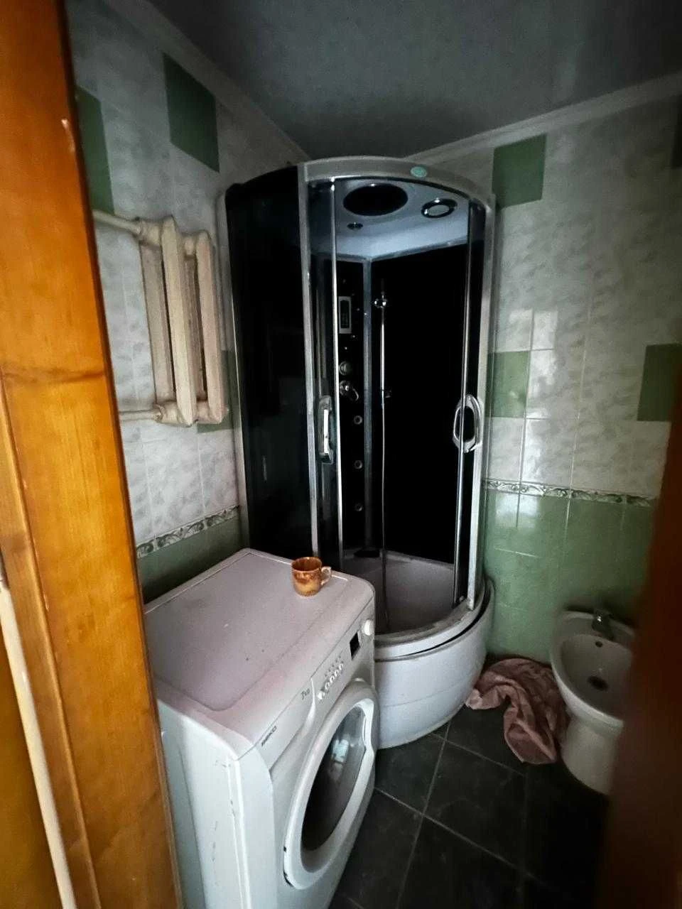 Продажа 3-комнатной квартиры рядом с городским озером, бульвар Южный