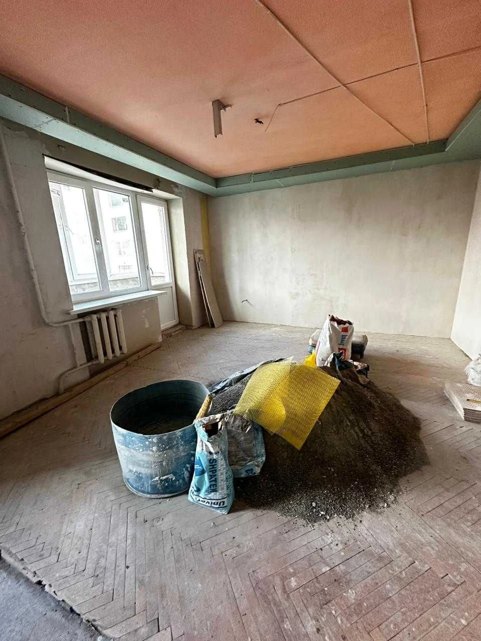 Продажа 3-комнатной квартиры рядом с городским озером, бульвар Южный