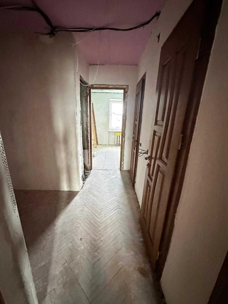 Продажа 3-комнатной квартиры рядом с городским озером, бульвар Южный
