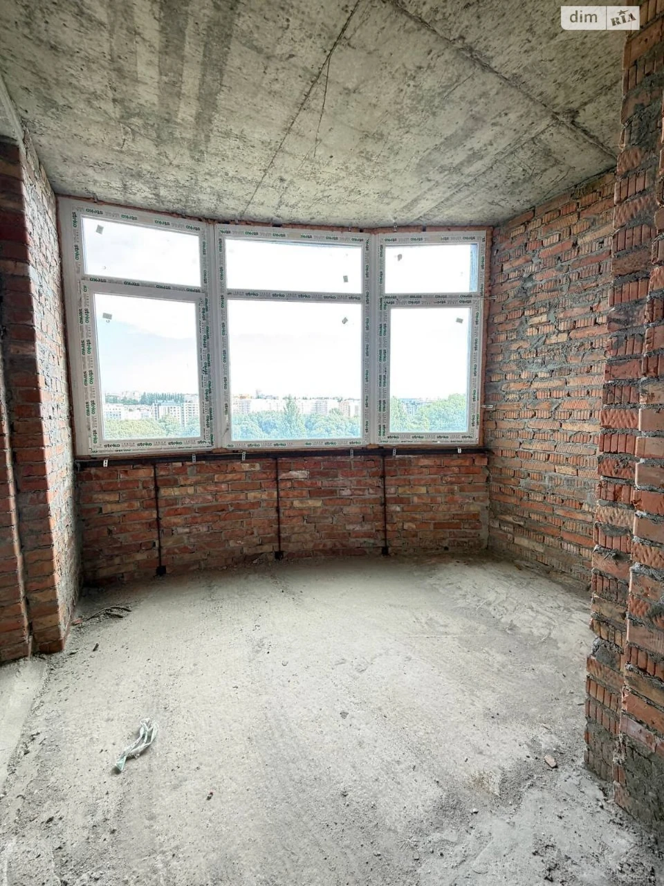 Sale of Apartment in Dubove