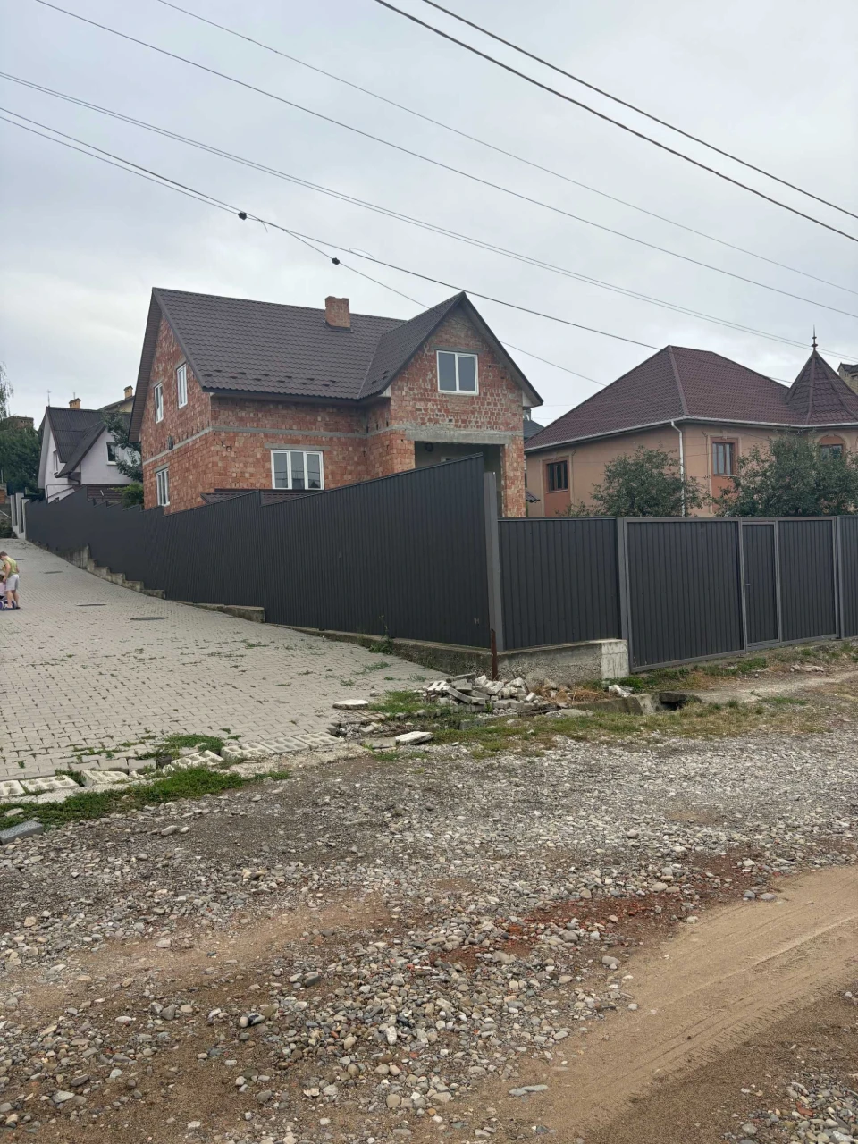 Будинок 180м2 з власним подвір'ям