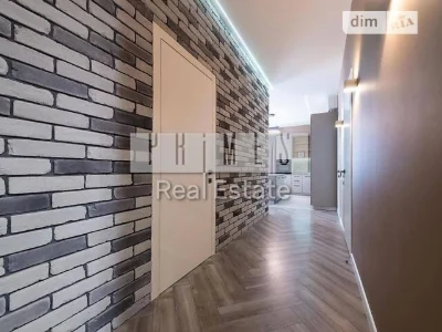 Sale of 2-room apartment 87.9 sq. m. on Bulvarno-Kudryavska 2 st.