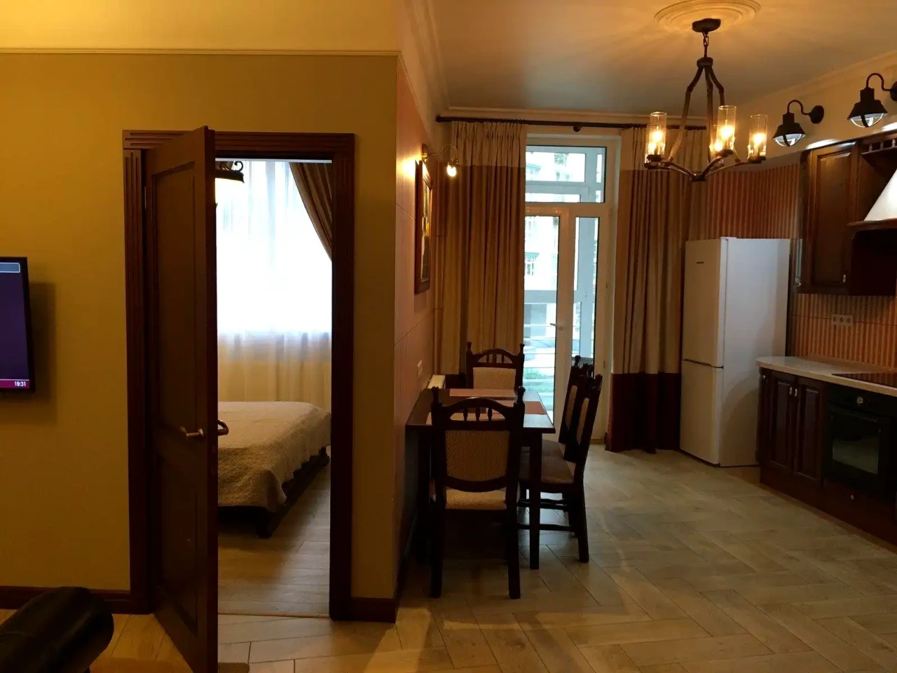 Оренда квартири 2-кімн. 50 м² 2/18 пов.