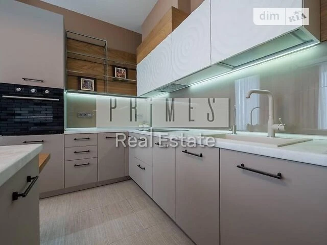 Sale of 2-room apartment 87.9 sq. m. on Bulvarno-Kudryavska 2 st.