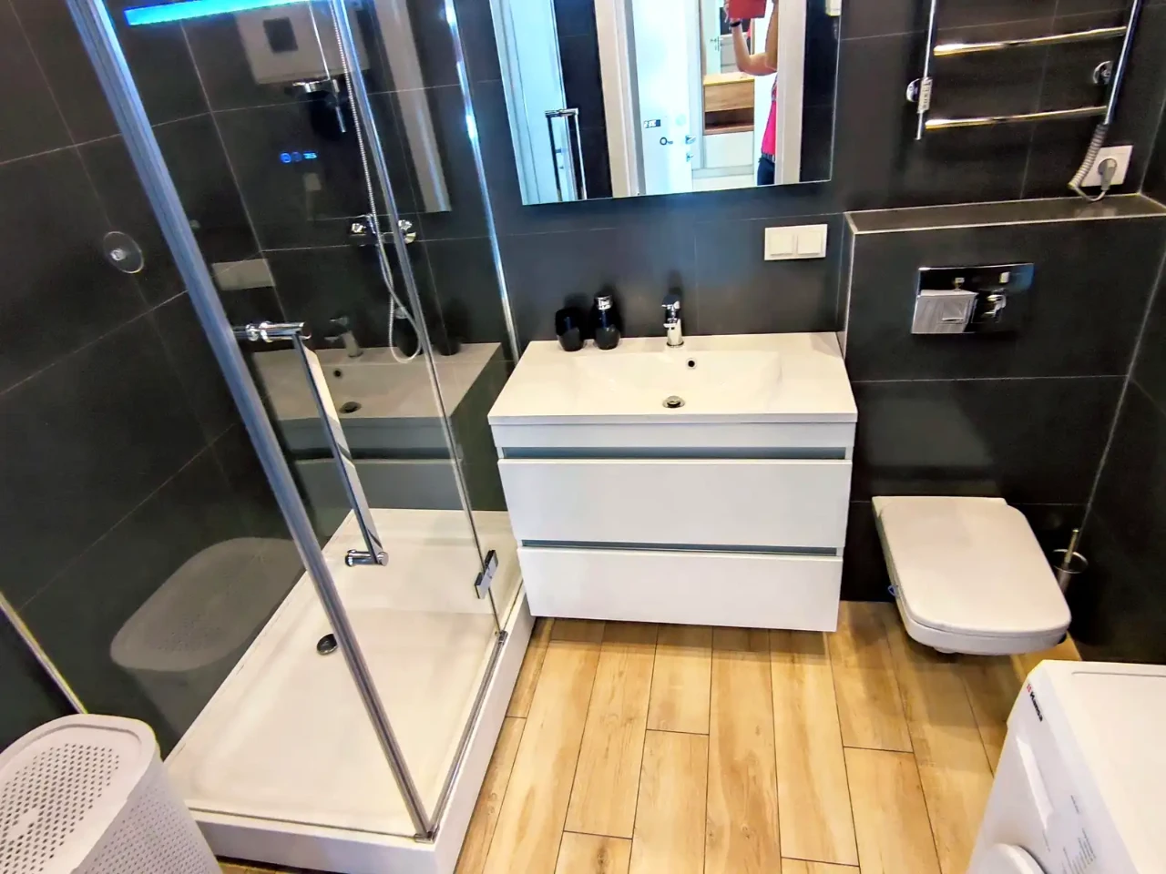 Rent 1-bedroom apartment 42 m² on the 12th floor