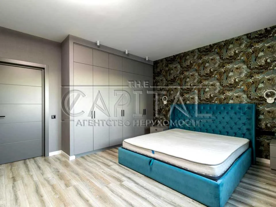 Apartment. Voskresenskaya Street, Kyiv