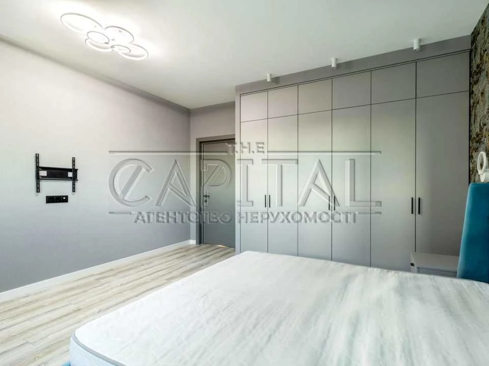 Apartment. Voskresenskaya Street, Kyiv