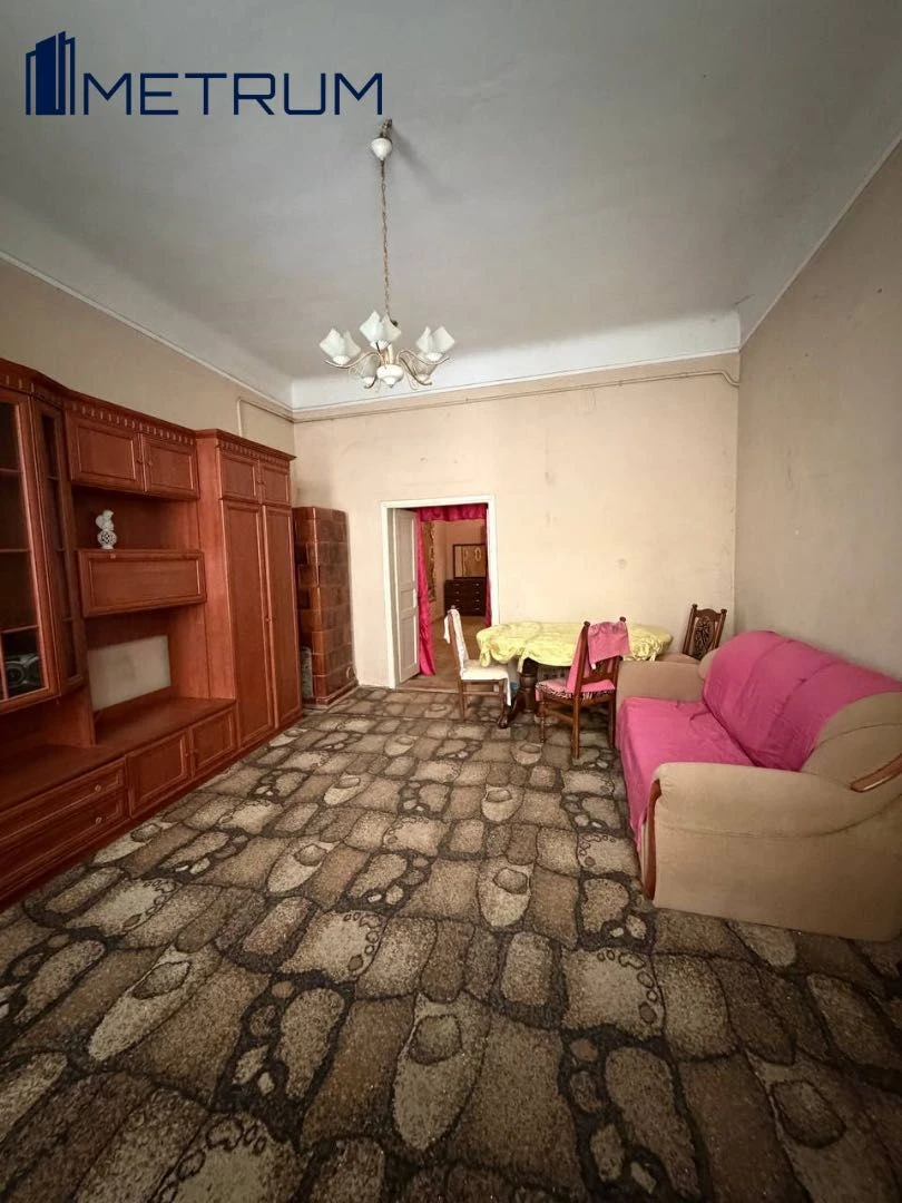 Sale of a 3-room apartment in the center, Frank Park