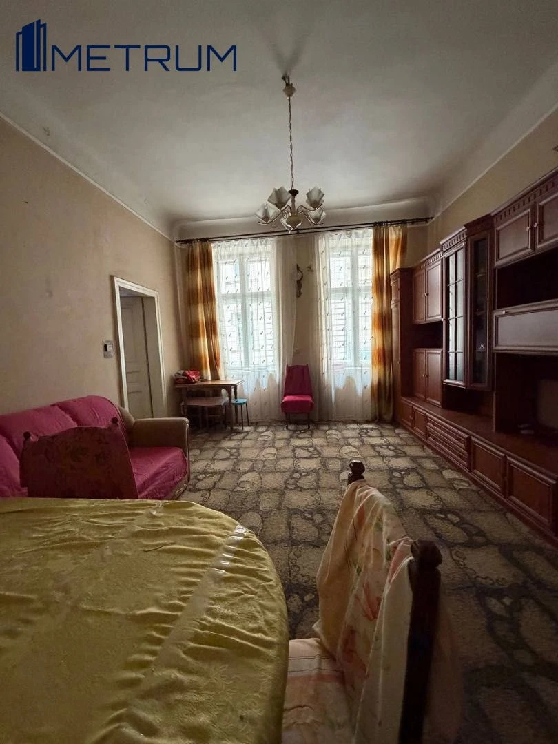 Sale of a 3-room apartment in the center, Frank Park