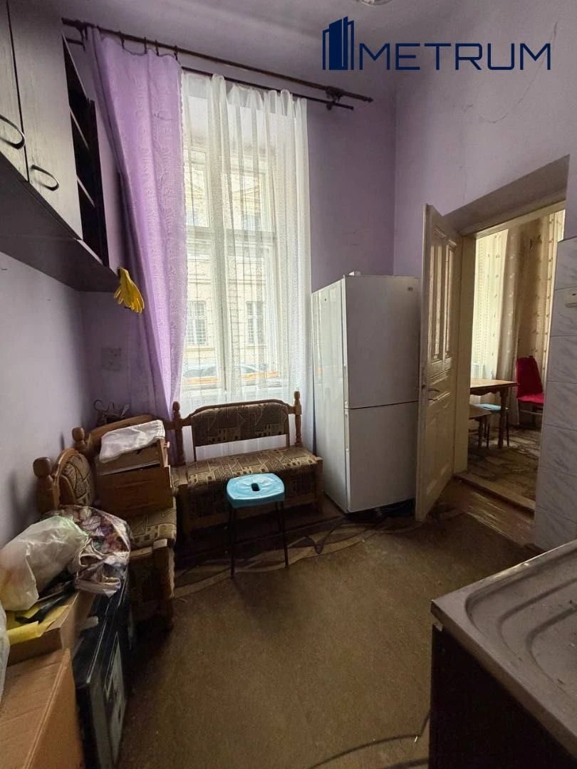 Sale of a 3-room apartment in the center, Frank Park