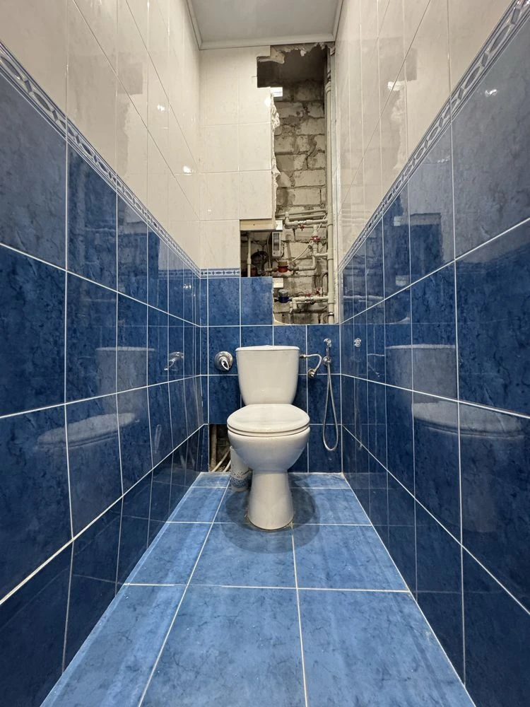 Продам 2-к квартиру 68м2, Жилстрой 2, метро Защитников Укр.