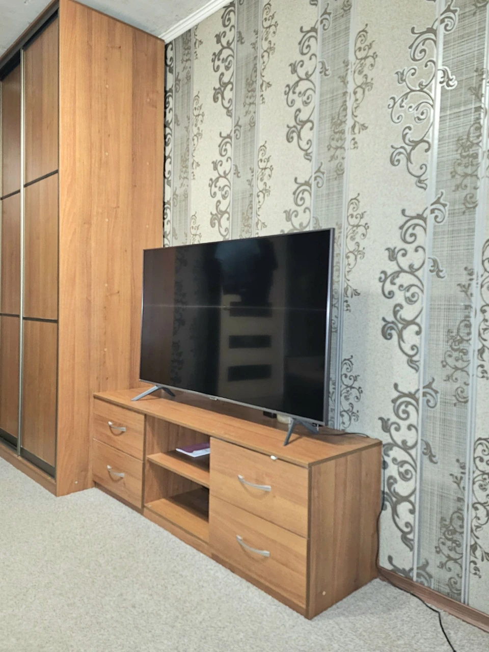 For Sale: 1-room apartment in the Zhukovsky settlement, 6/9, Prodolnaya Street