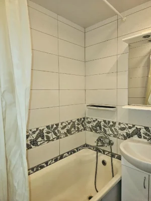For Sale: 1-room apartment in the Zhukovsky settlement, 6/9, Prodolnaya Street
